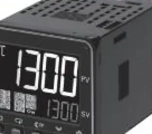 Omron E5CC-CX2ASM-000 Digital Temperature Controller 48 x 48 mm