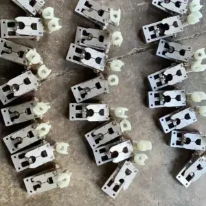 Heavy-Duty Bottle Clamp Set